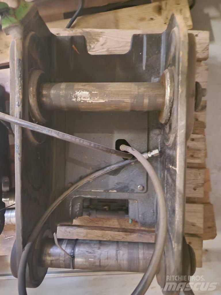 Steelwrist s60 fæste Strēles un kausi