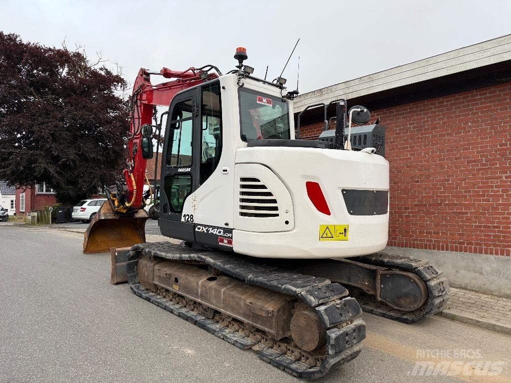Doosan DX 140 LCR Kāpurķēžu ekskavatori