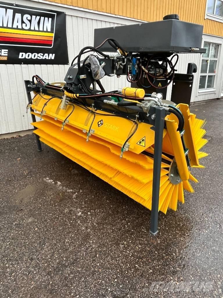 Stark RSW 2500C-BM Iekrāvēji uz riteņiem