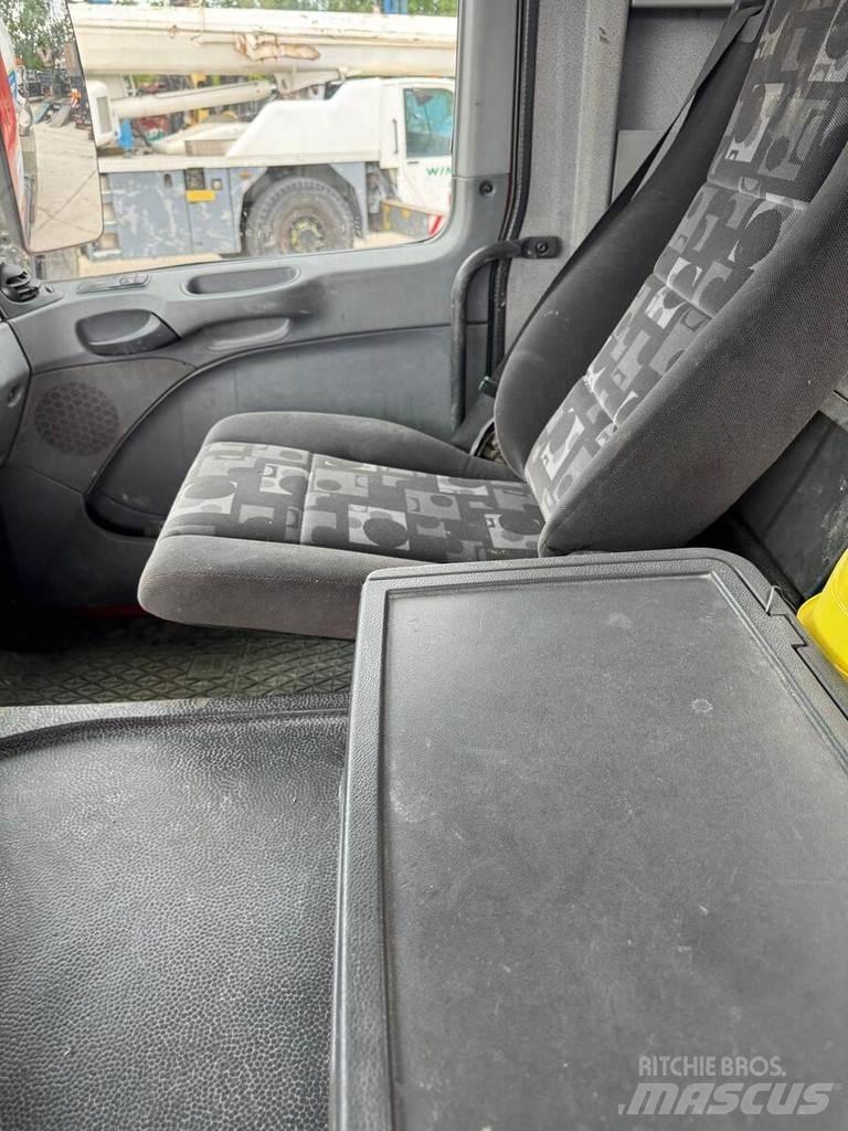 MAN TGS 32 - 440 Kravas automašinas konteineru vedeji