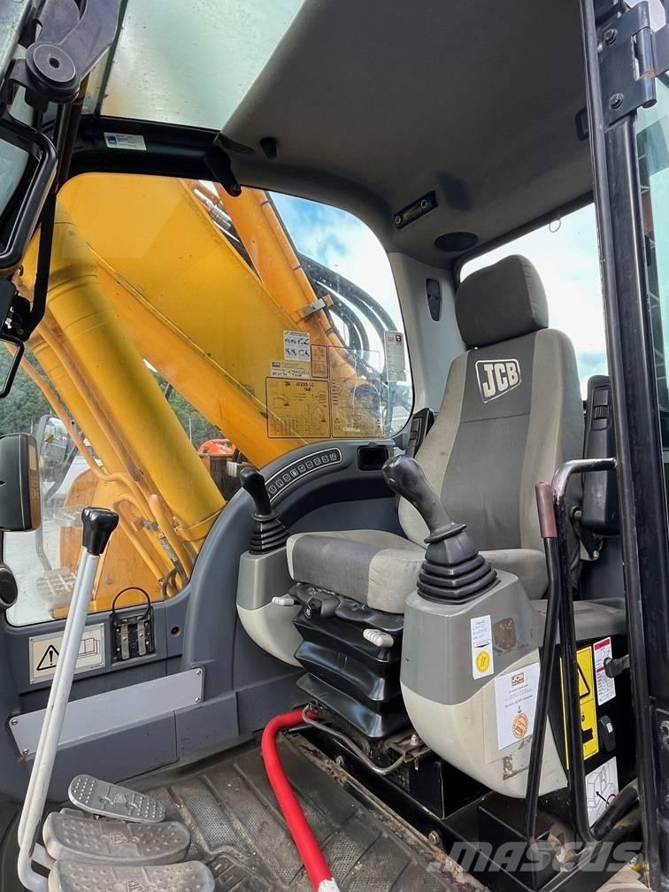 JCB JZ 235 LC Kāpurķēžu ekskavatori