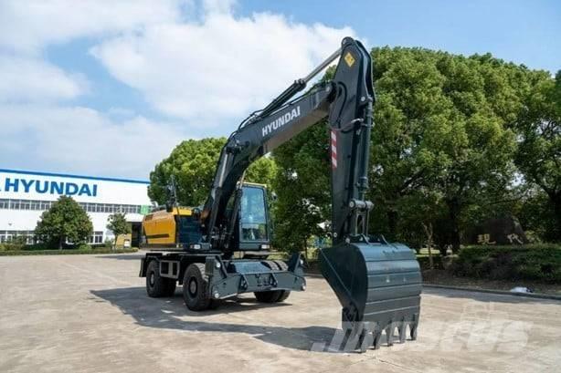 Hyundai HW210 Ekskavatori uz riteņiem