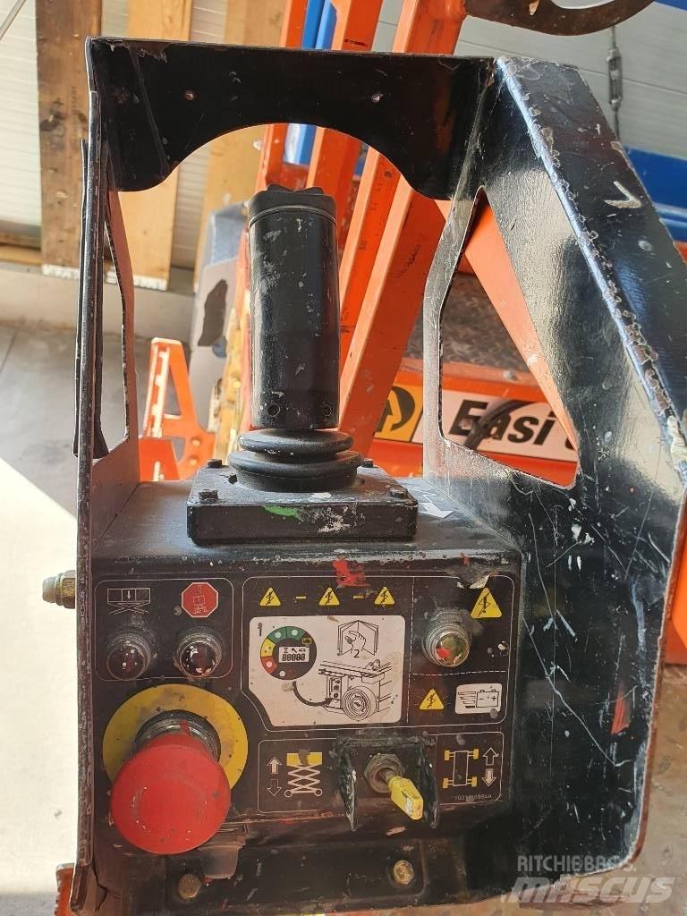 JLG 6 RS Šķerveida pacēlāji