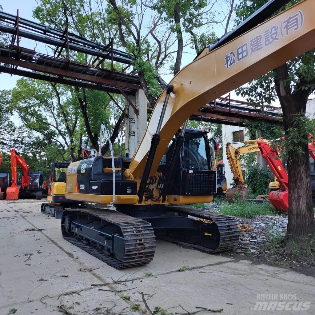 CAT 330 D Kāpurķēžu ekskavatori