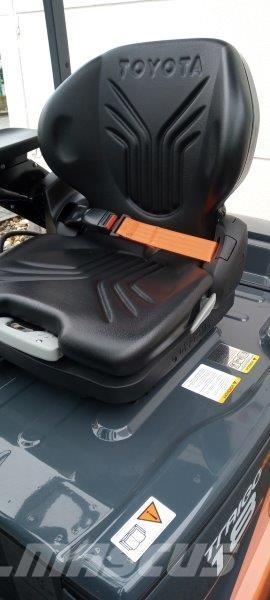 Toyota 8FBM18T Elektriskie iekrāvēji