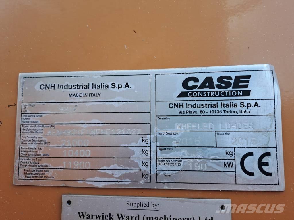 CASE 921FXR Iekrāvēji uz riteņiem