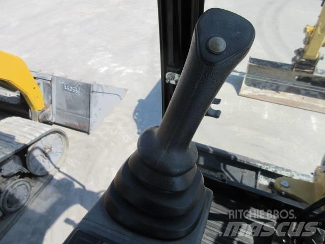 CAT 302.7 D CR Mini ekskavatori < 7 t