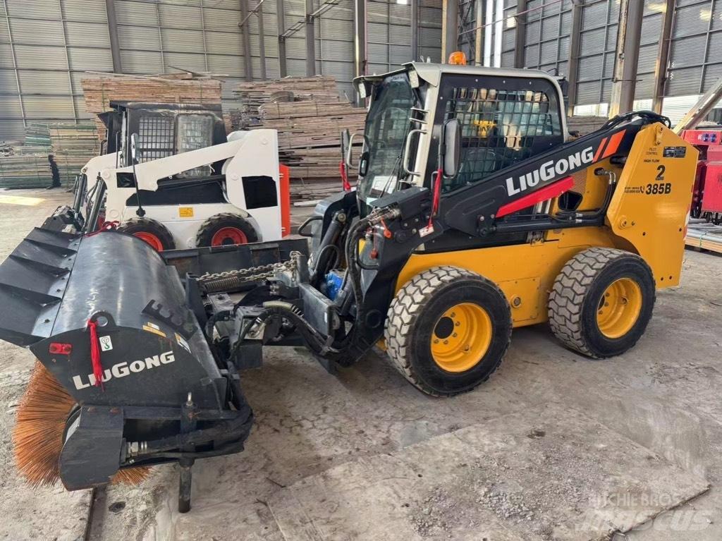 LiuGong 385 B Lietoti riteņu kompaktiekrāvēji