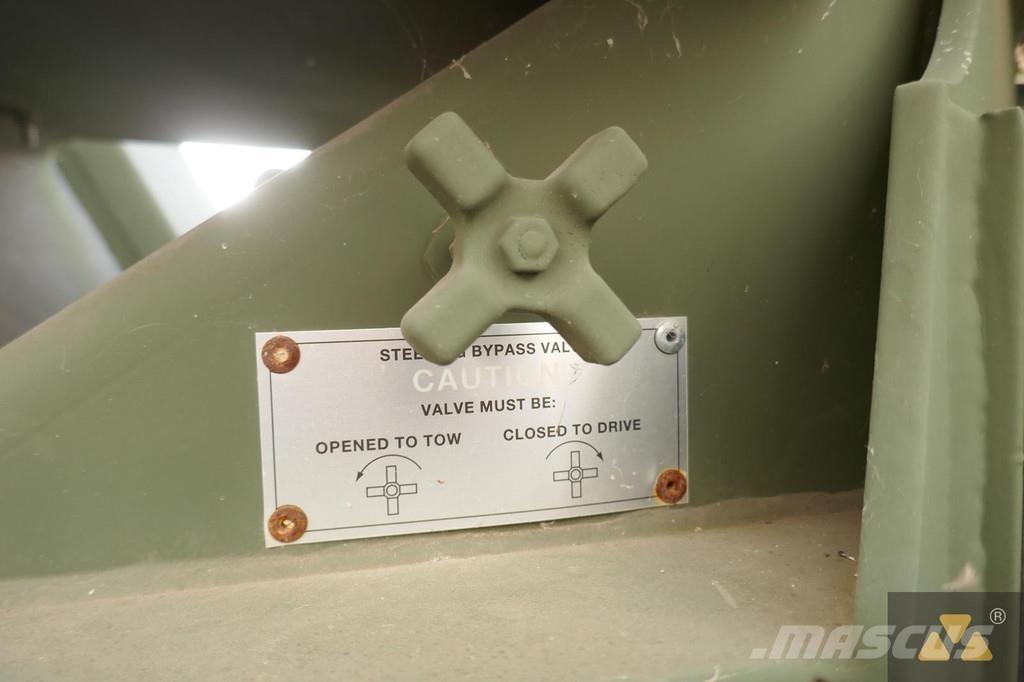 CASE M4K Ex-army Apvidus autokrāvējs