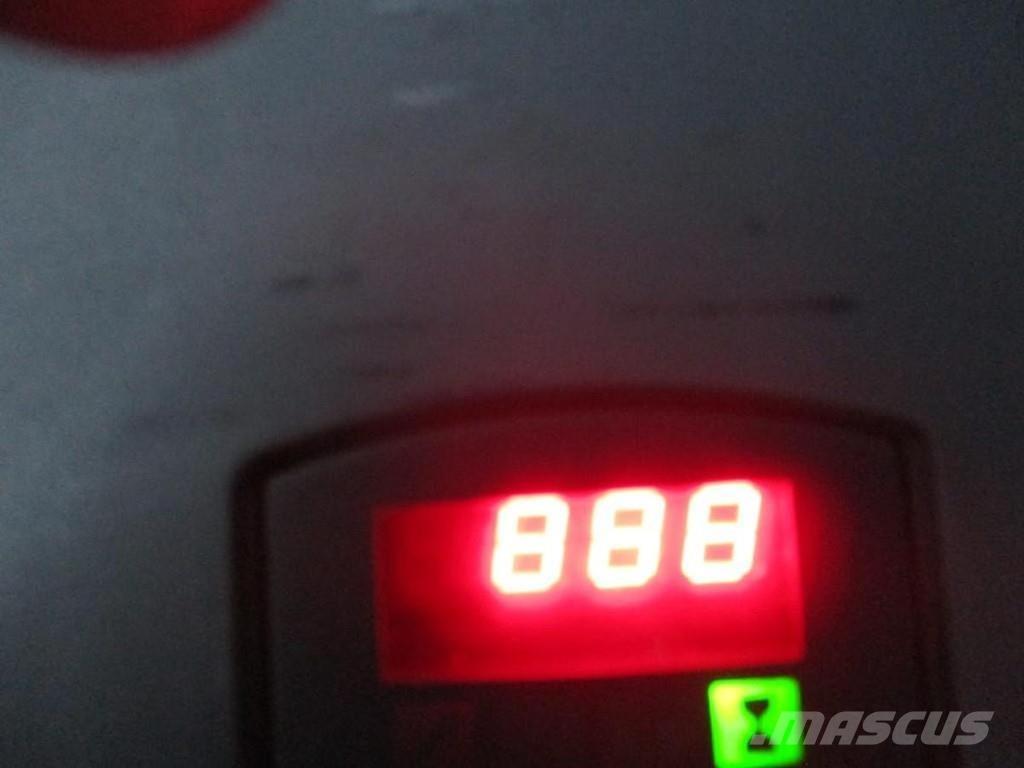 BT LWE160 Zemie palešu pacēlāji