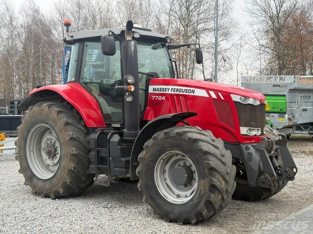 Massey Ferguson 7724 Traktori