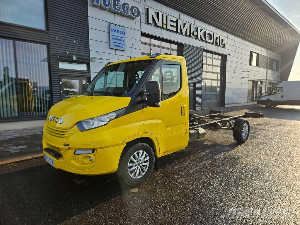 Iveco 35S18 Furgons