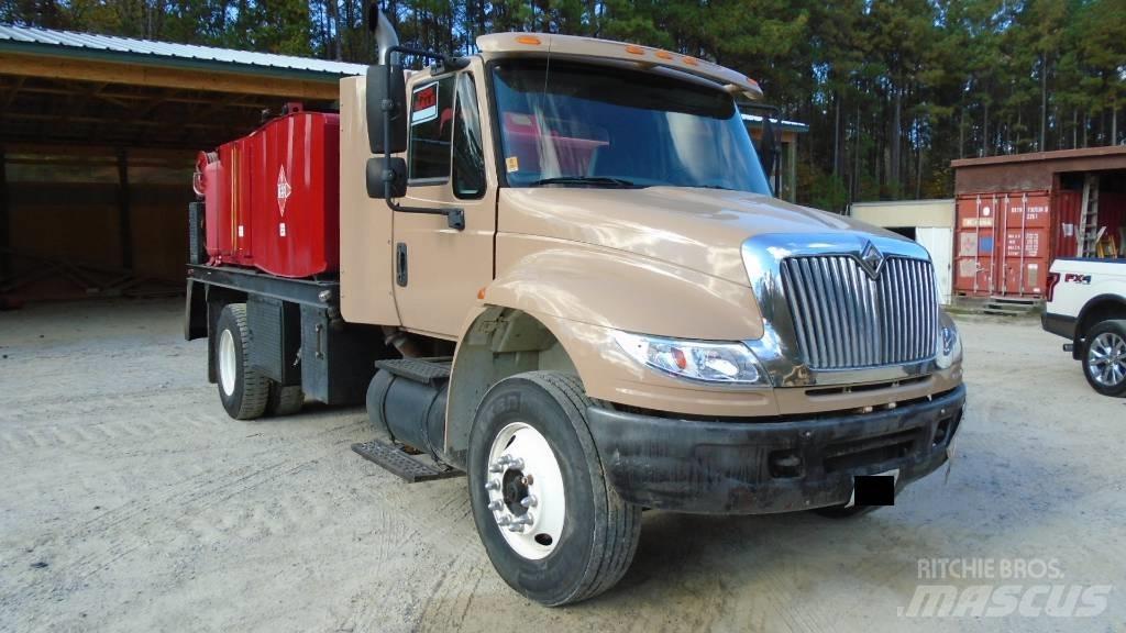 International 8500 Autocisterna
