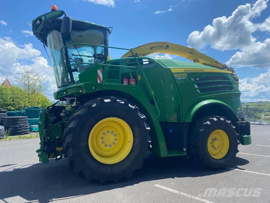 John Deere 8200 Zāles smalcinātāji