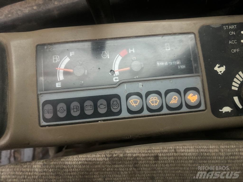CASE CX 75 SR Vidēja lieluma ekskavatori 7 t - 12 t