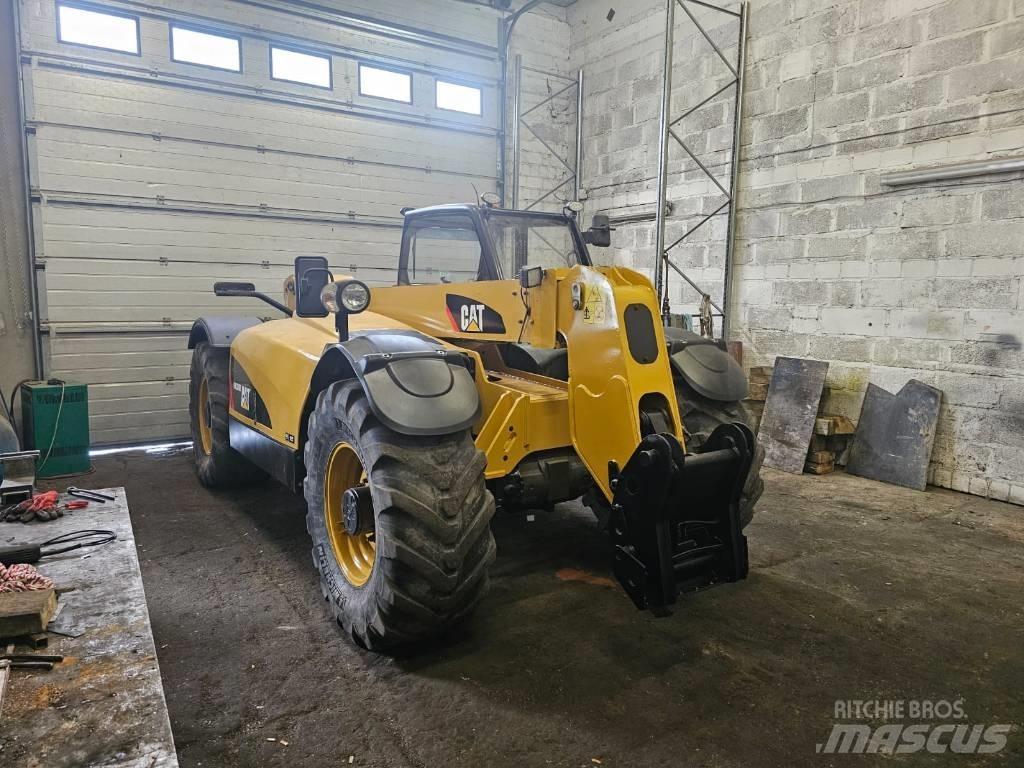 CAT TH330B 2007 Iekrāvēji uz riteņiem