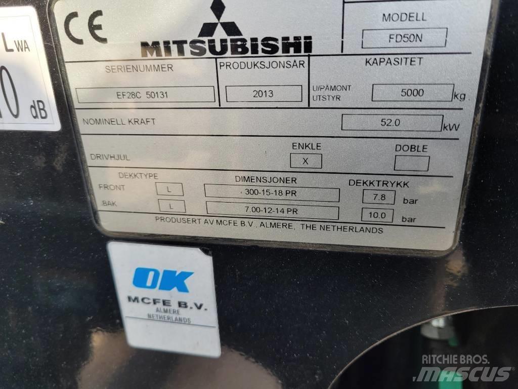 Mitsubishi FD50N Tehnika ar dīzeļa dzinēju