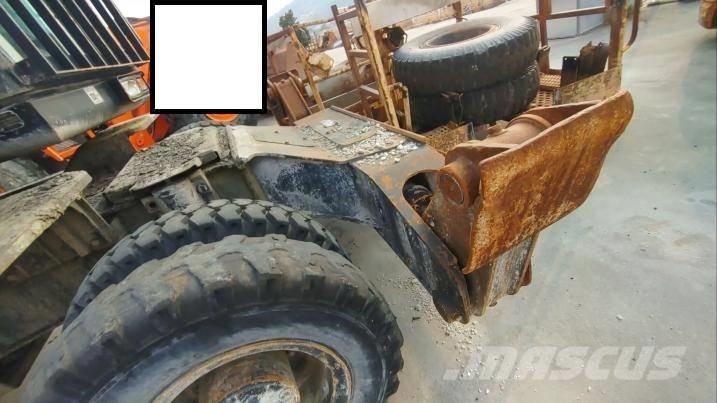 Hyundai HW 210 A Ekskavatori uz riteņiem