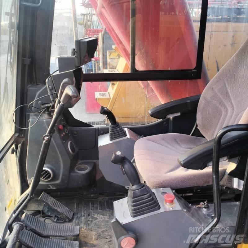 Sany SCC 600 A-6 Kāpurķēžu ceļamkrāni