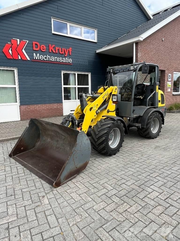 Wacker WL34 Iekrāvēji uz riteņiem