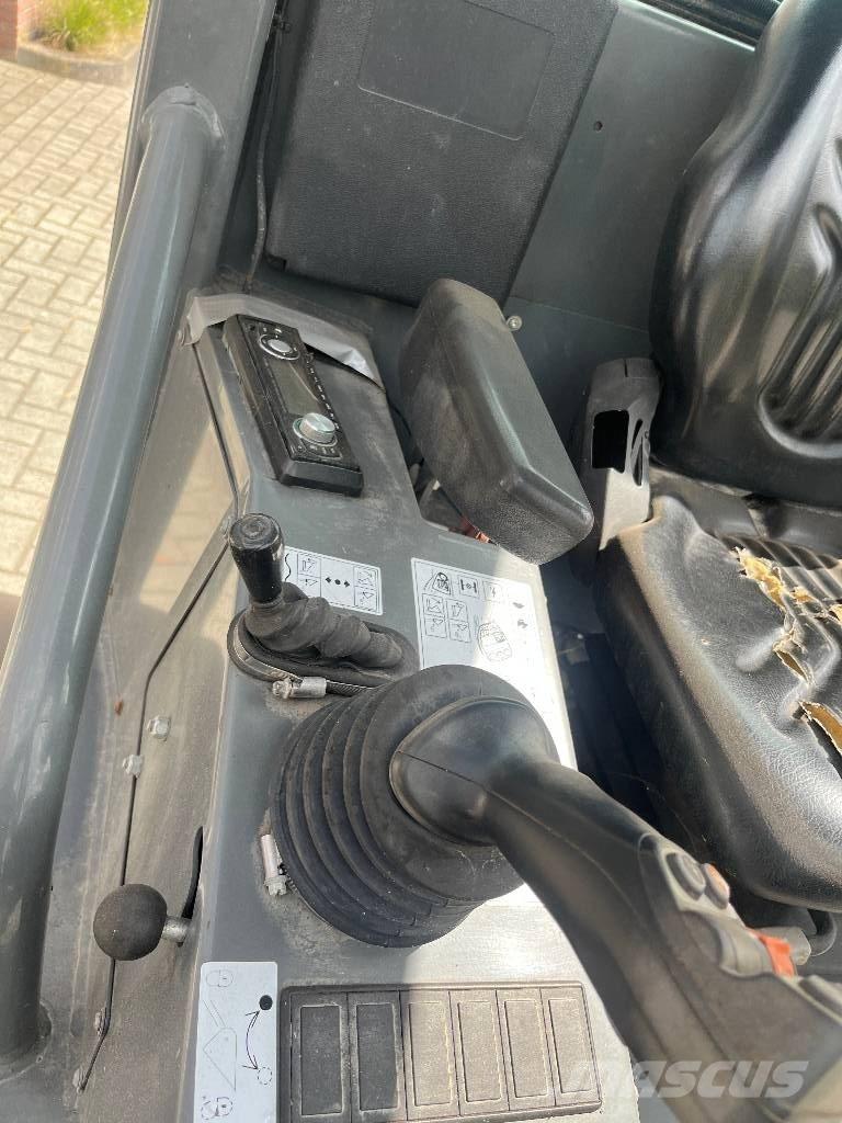 Wacker WL34 Iekrāvēji uz riteņiem