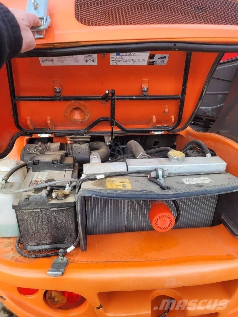 Ausa T 144 H Teleskopiskie manipulatori