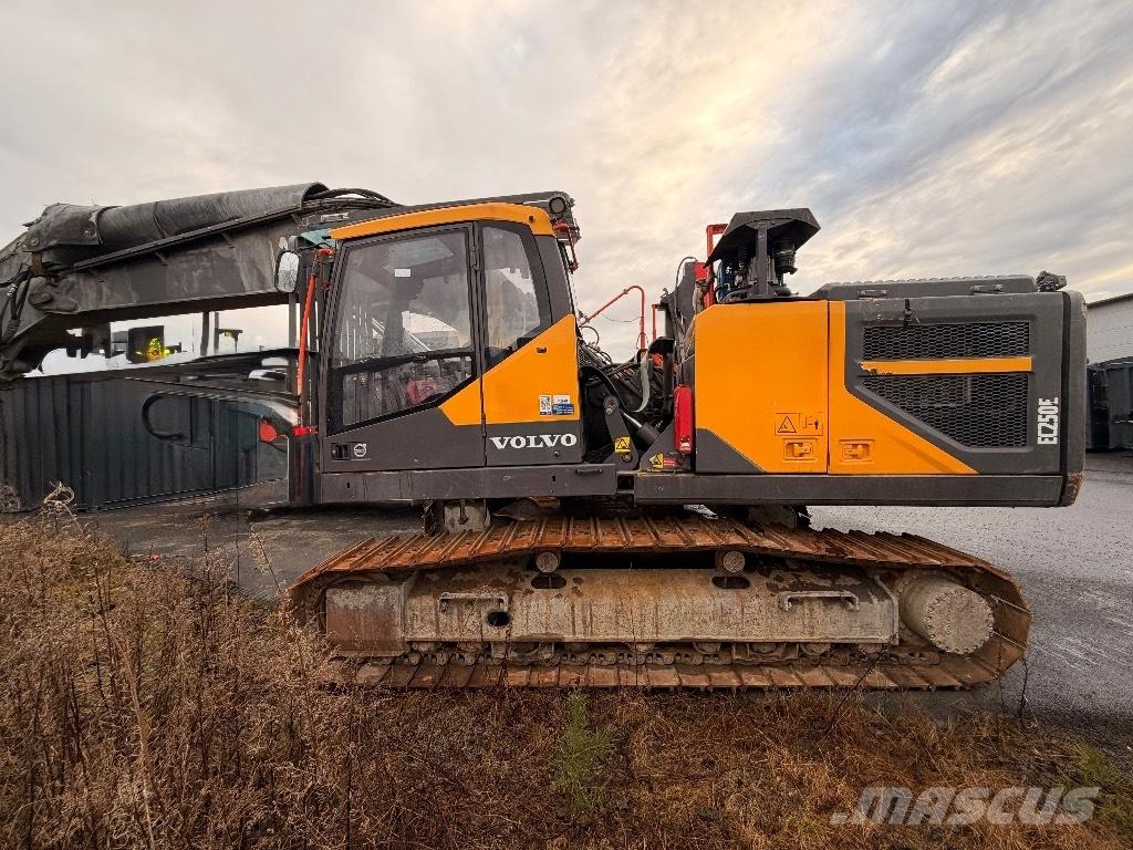 Volvo EC 250 EL Kāpurķēžu ekskavatori