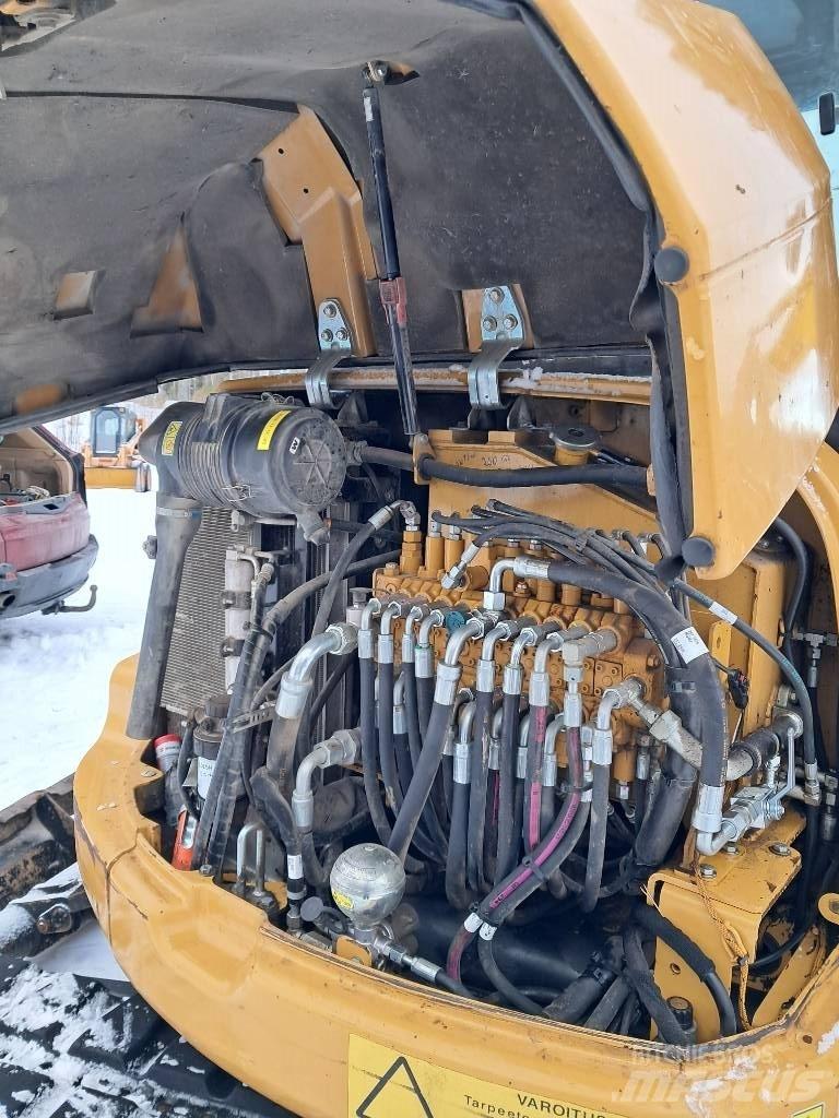 CAT 305 Mini ekskavatori < 7 t