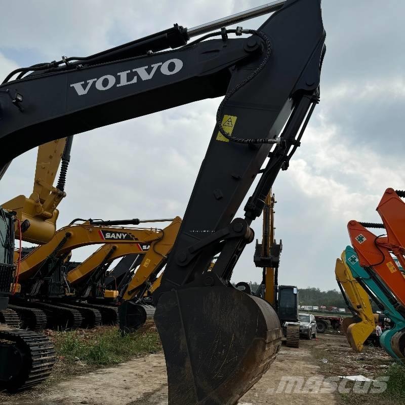 Volvo EC350D Kāpurķēžu ekskavatori