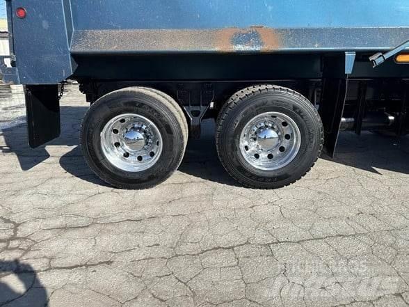 Kenworth T880 Pašizgāzējs