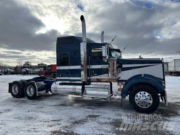 Kenworth W900L Vilcēji