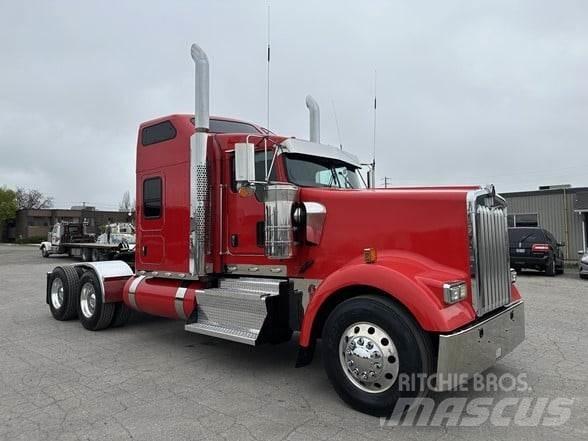 Kenworth W900L Vilcēji
