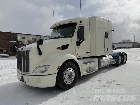 Peterbilt 579 Vilcēji