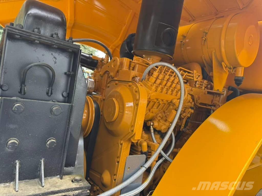 XCMG XS 223 J Vienvalča grunts veltņi