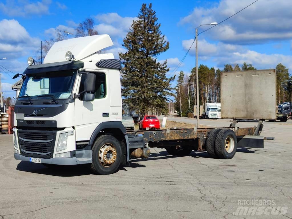 Volvo FM 11 Šasija ar kabīni