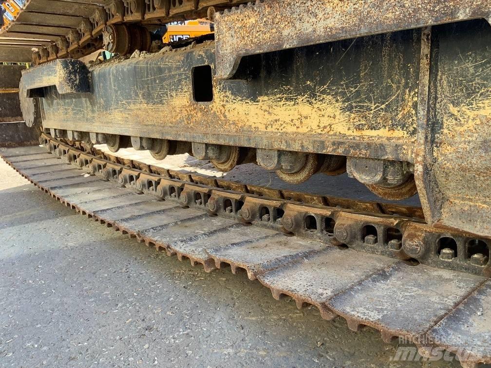 JCB 140X LC Kāpurķēžu ekskavatori
