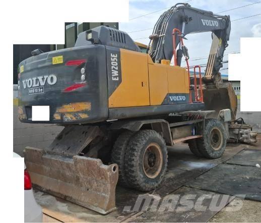 Volvo EW 205E Ekskavatori uz riteņiem