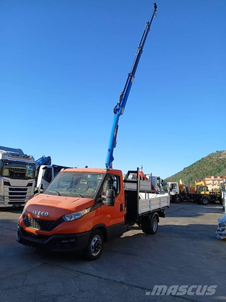 Iveco Daily 35-140 Smagās mašīnas ar celtni