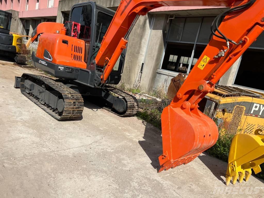 Doosan DX60 Mini ekskavatori < 7 t