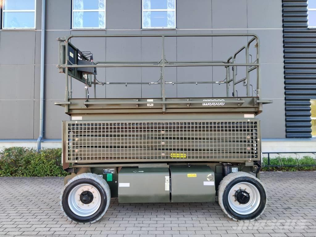 JLG M 3369 Saxlift Šķerveida pacēlāji
