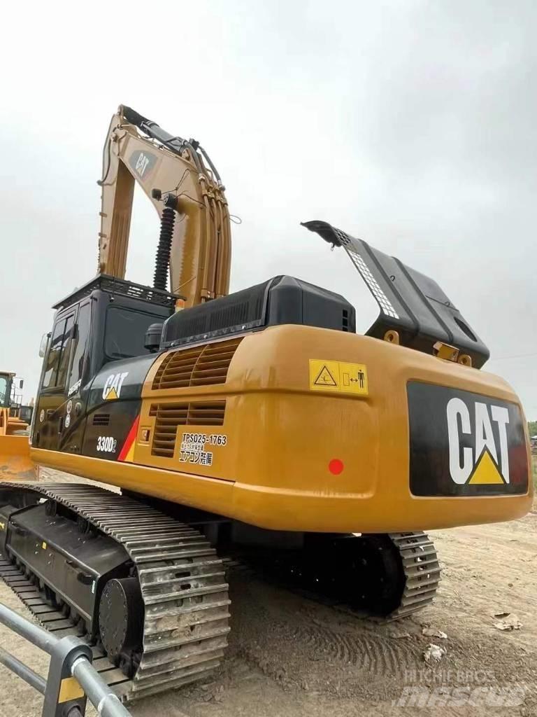 CAT 330 D L Kāpurķēžu ekskavatori