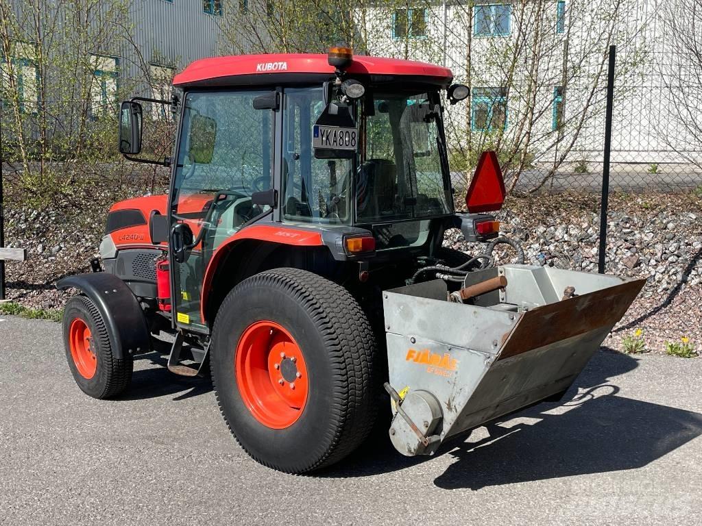 Kubota L4240 II HST Kompaktie traktori