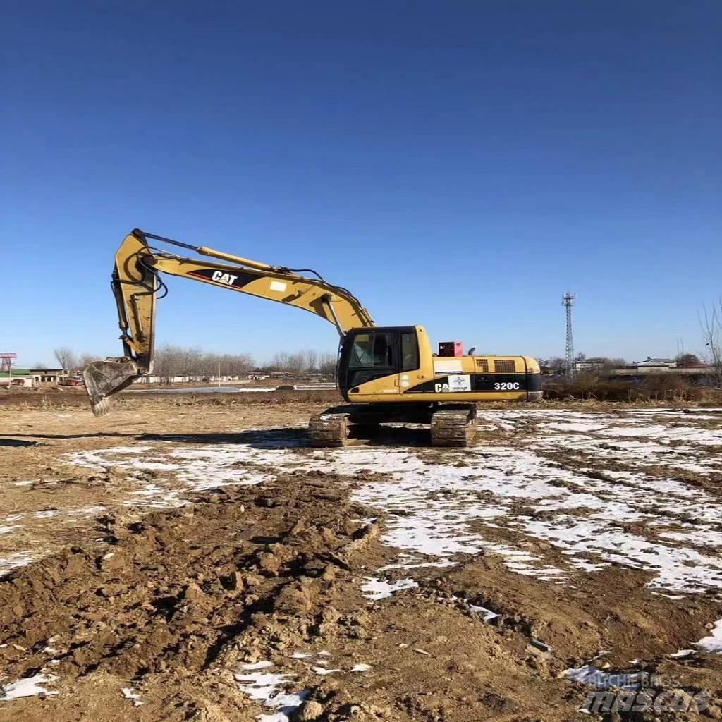 CAT 320 C Kāpurķēžu ekskavatori
