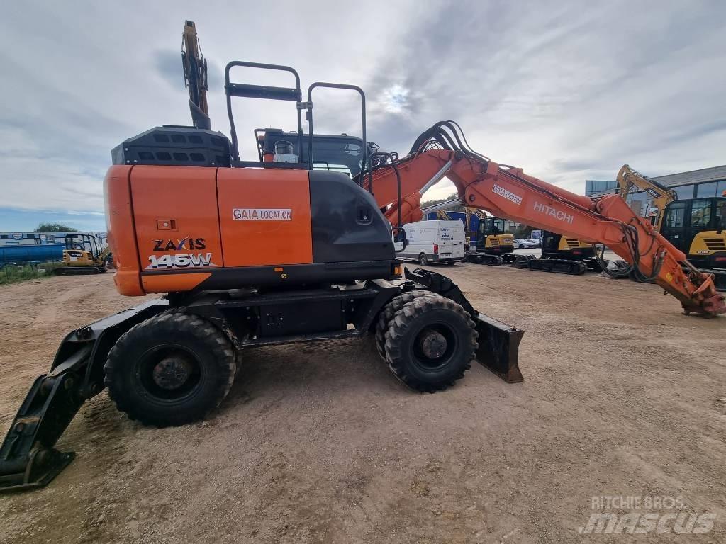 Hitachi ZX145W Ekskavatori uz riteņiem