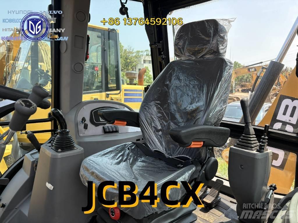 JCB 4 CX Ekskavatori-iekrāvēji