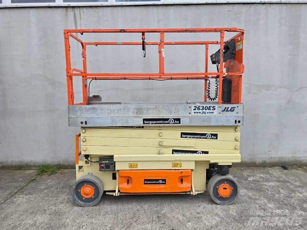 JLG 2630 ES Šķerveida pacēlāji