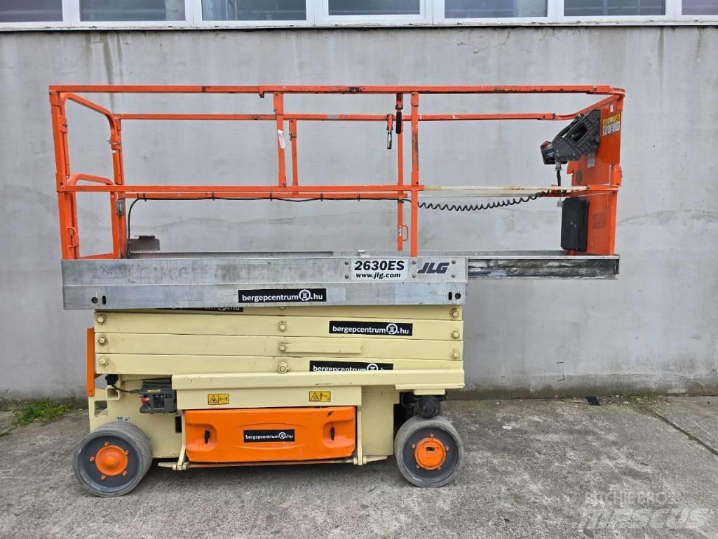 JLG 2630 ES Šķerveida pacēlāji