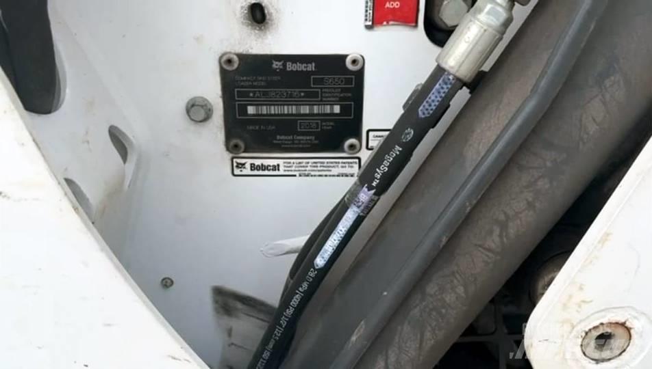 Bobcat S650 Lietoti riteņu kompaktiekrāvēji
