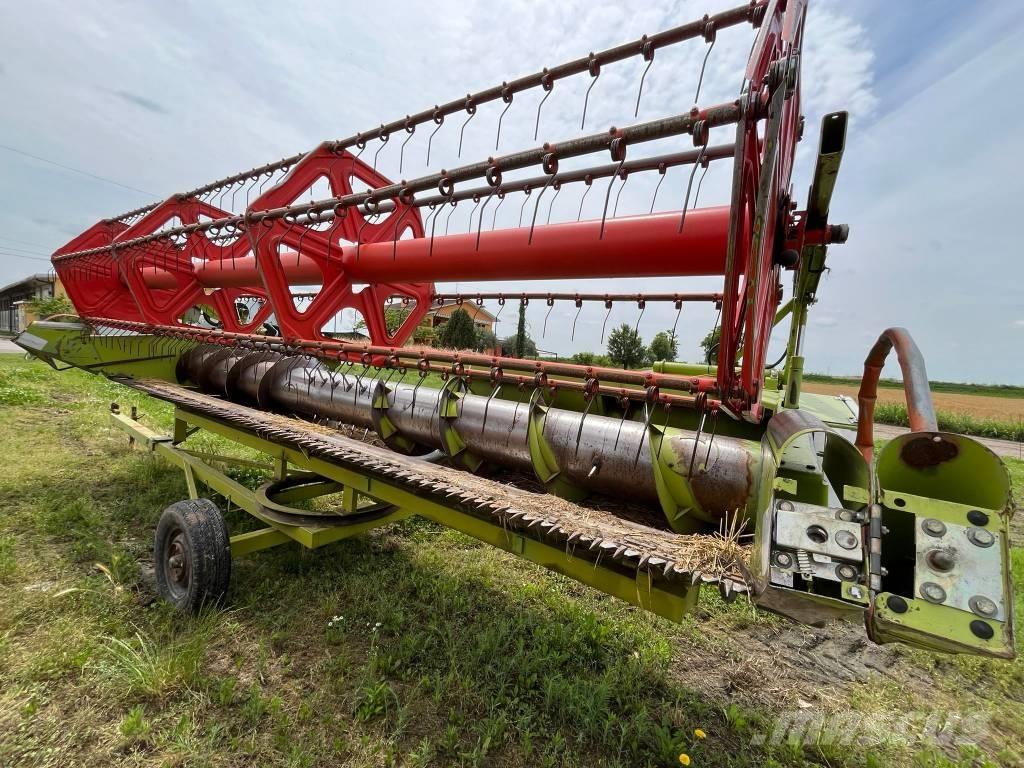 CLAAS C 540 Ražas novākšanas galvas