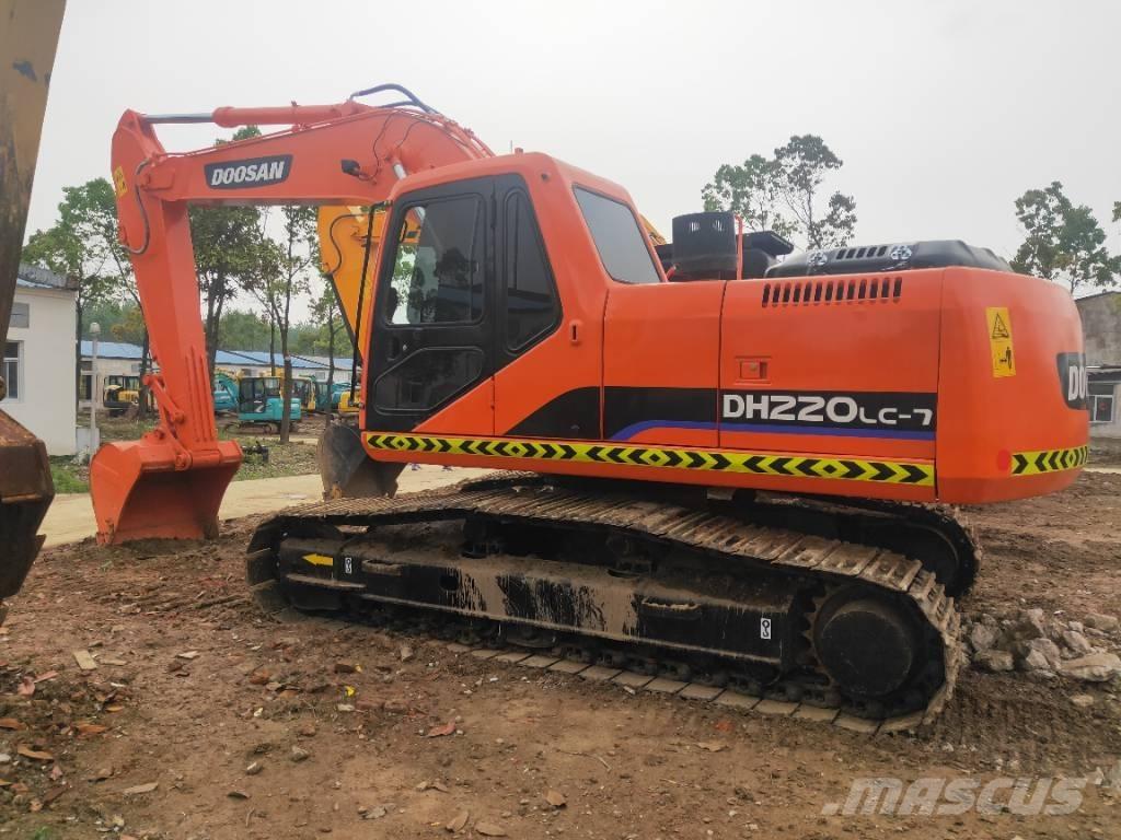 Doosan DH220LC-7 Kāpurķēžu ekskavatori